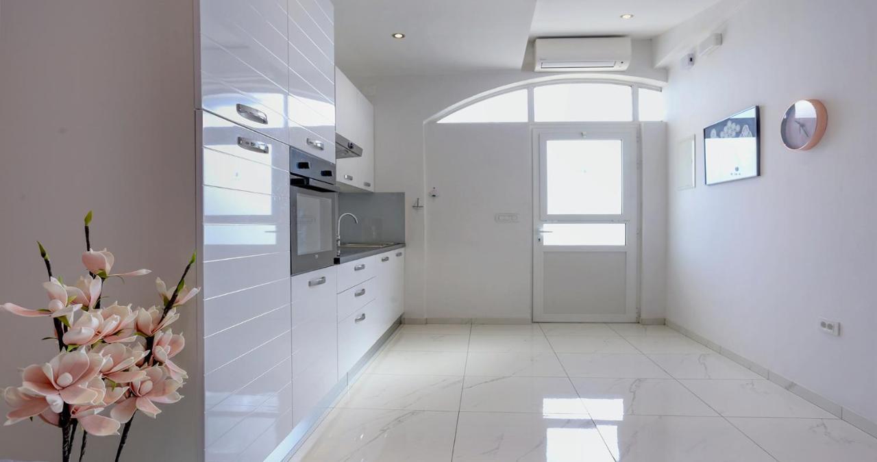 Adorable Apartment Ena Kastela Luaran gambar