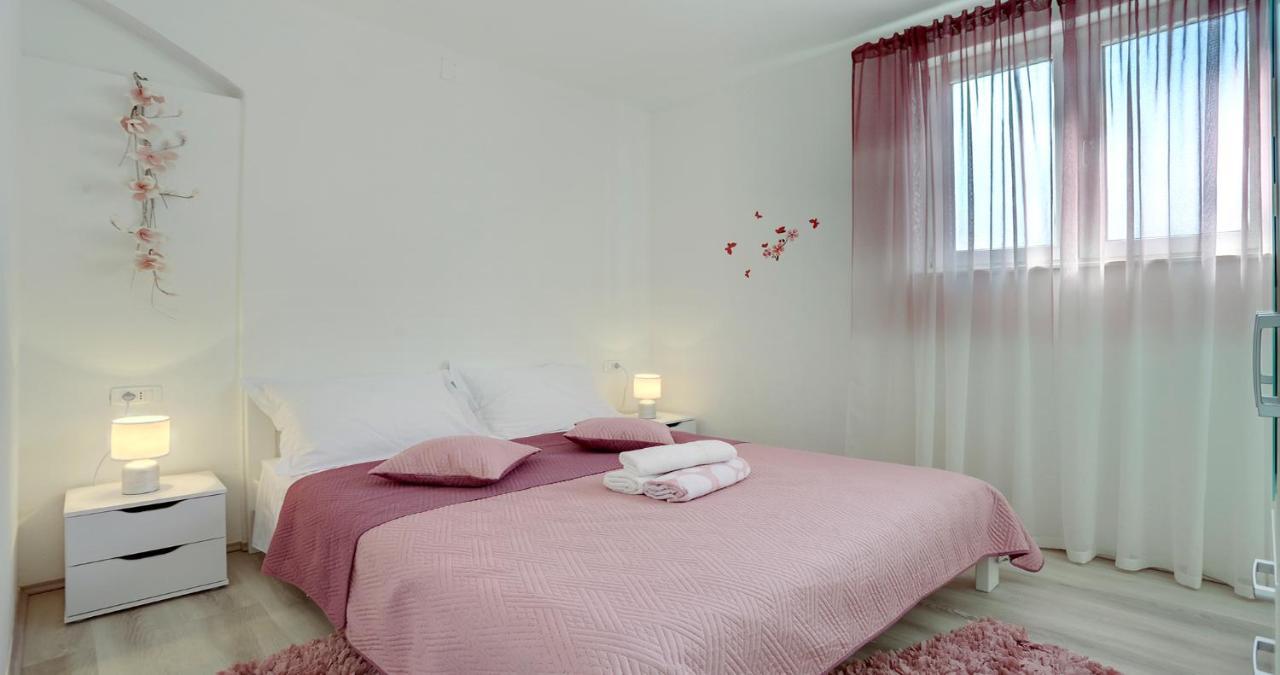 Adorable Apartment Ena Kastela Luaran gambar